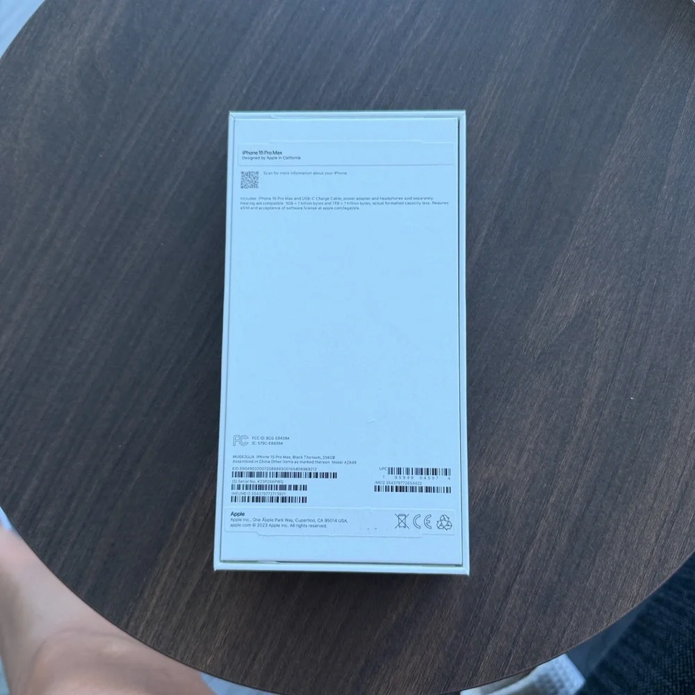 Apple iPhone 15 Pro Max, 256GB, Black Titanium - Unlocked.